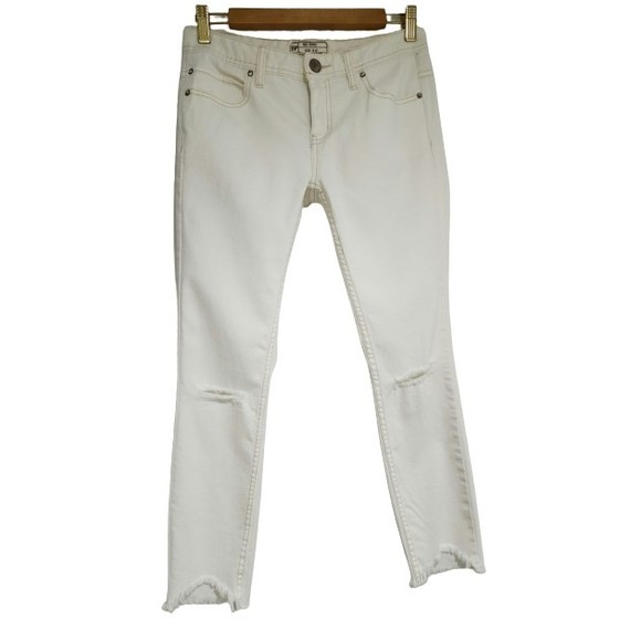Free People Womens Distressed Skinny Jeans White Low-Rise Raw-Hem Ripped Size 27 - Picture 1 of 10